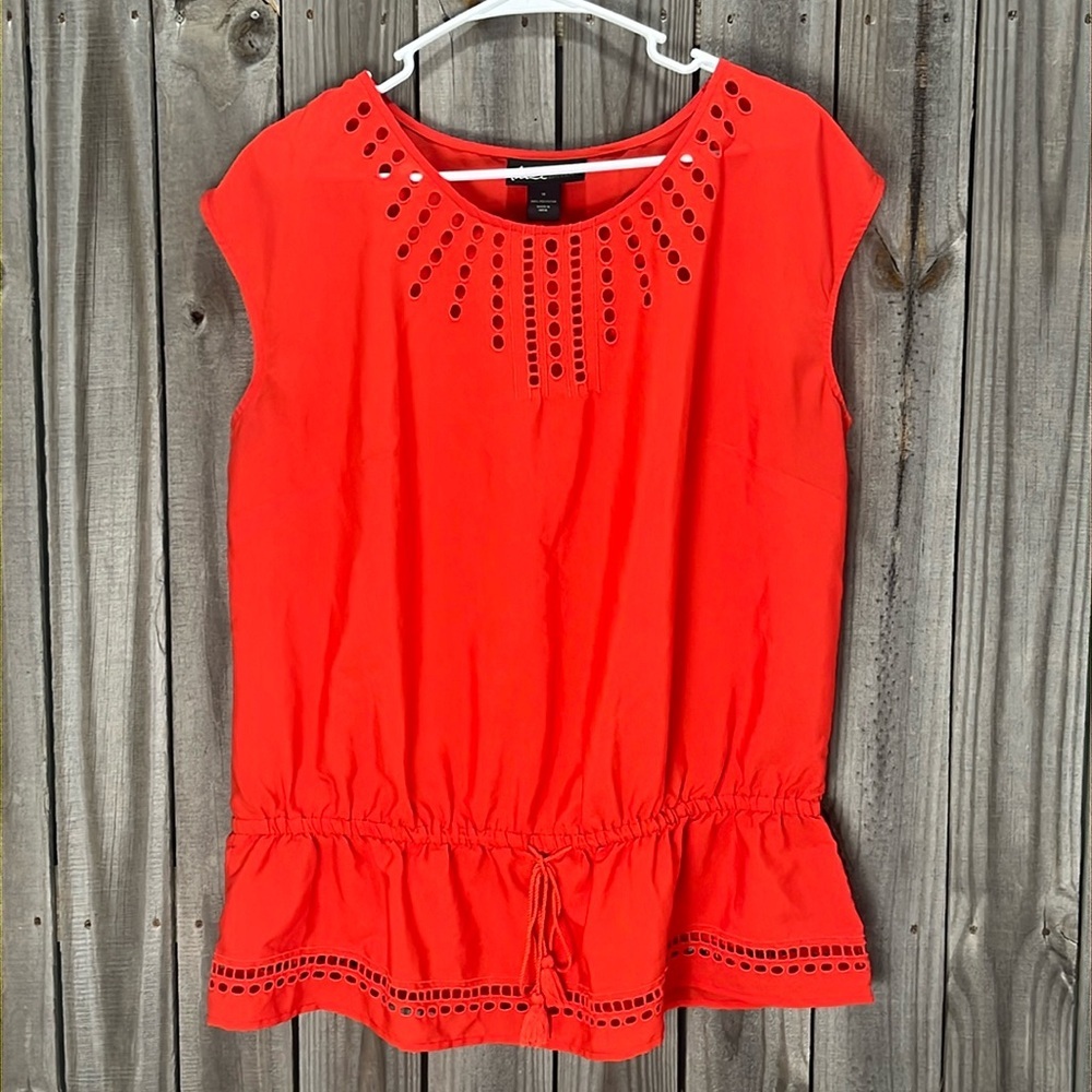 Imperfect Lane Bryant top short sleeved size‎ 14 eyelet tie front tassel top